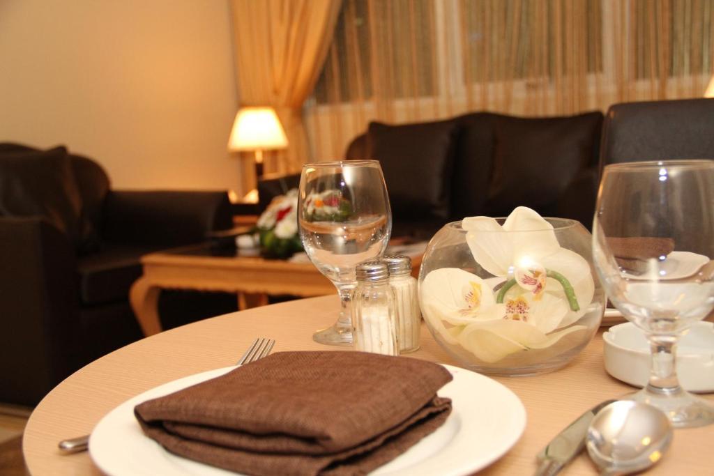 Royal Hotel Apartment Kalba ภายนอก รูปภาพ